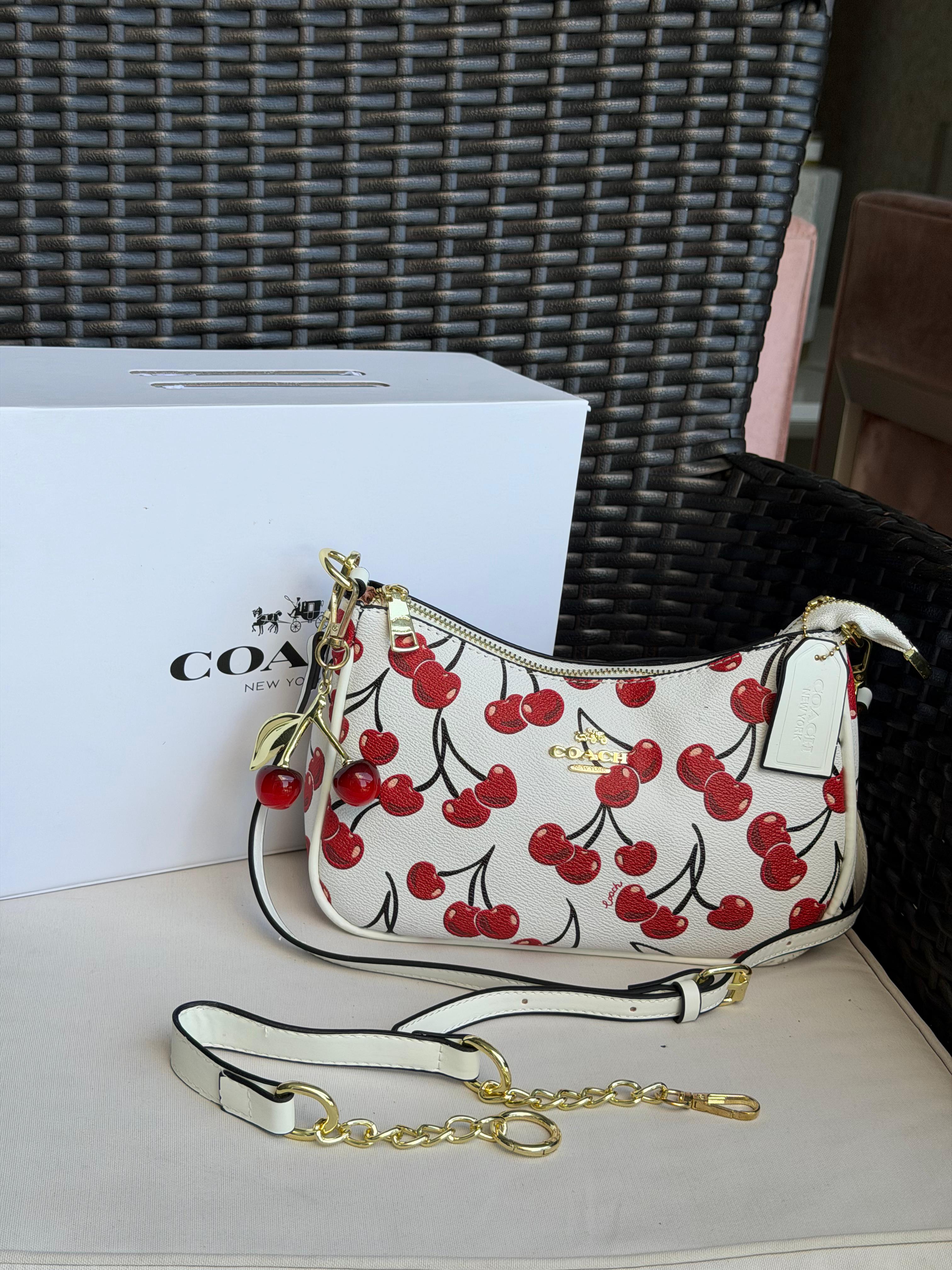 Nolita Coach