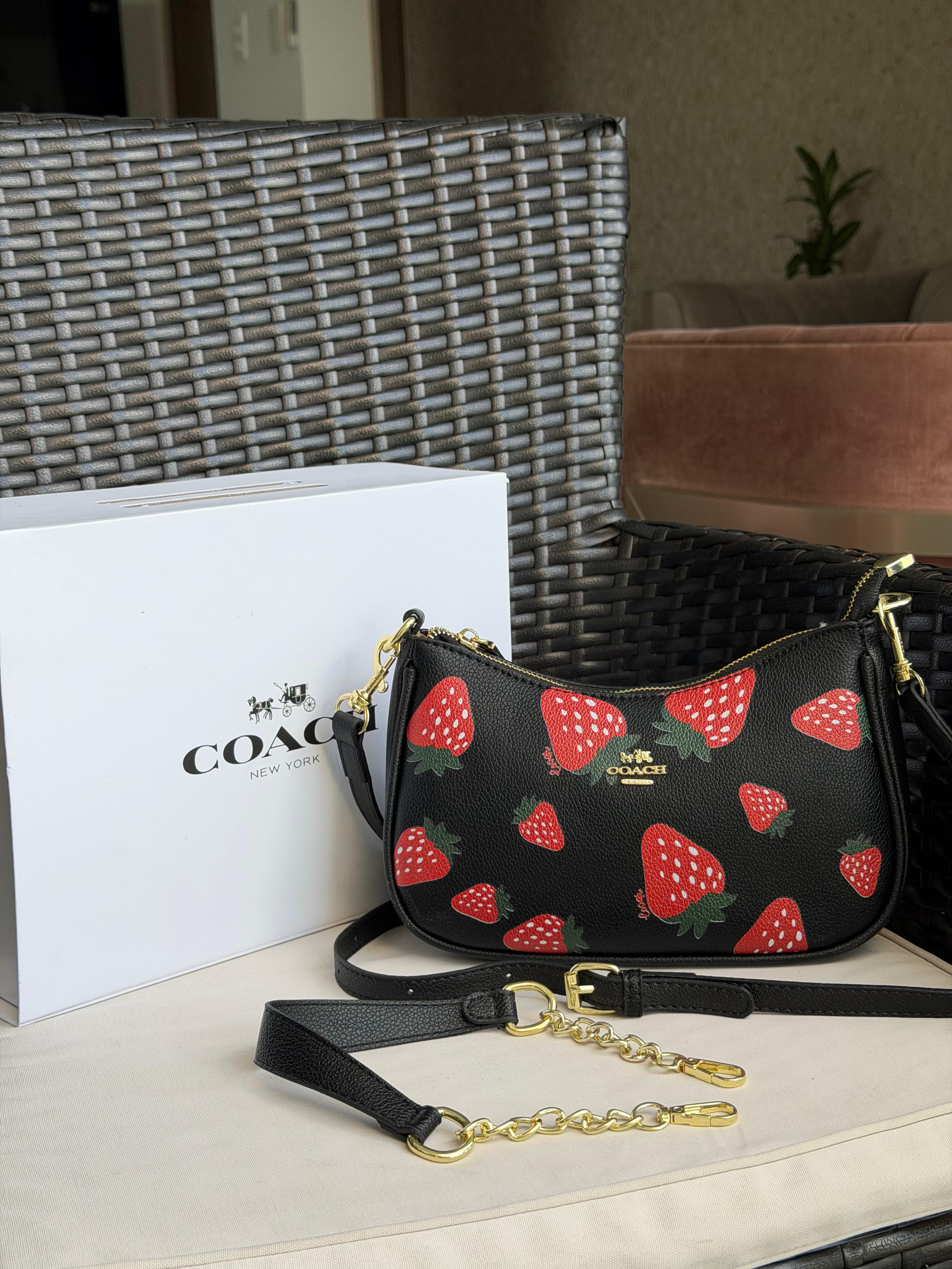 Nolita Coach